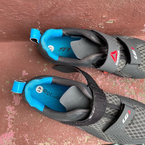 Never worn spin shoes - Picture 2 of 3